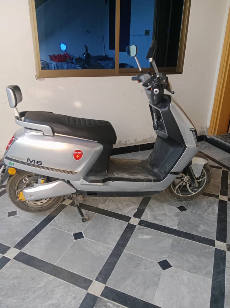 Metro E bikes 3