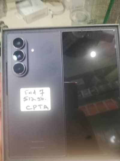 Samsung galaxy Z Fold 7 Black Vip pta 512gb complete box