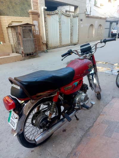 Road Prince 70cc bike For Sale Serious buyer only call : 03114490856