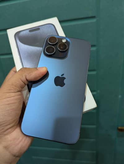 Apple iPhone 15 Pro Max With box