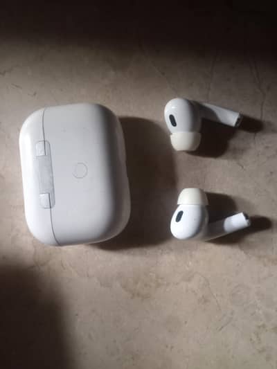 EARBUDS PRO 2 AND WATCH 10 STEPS WITH COVER