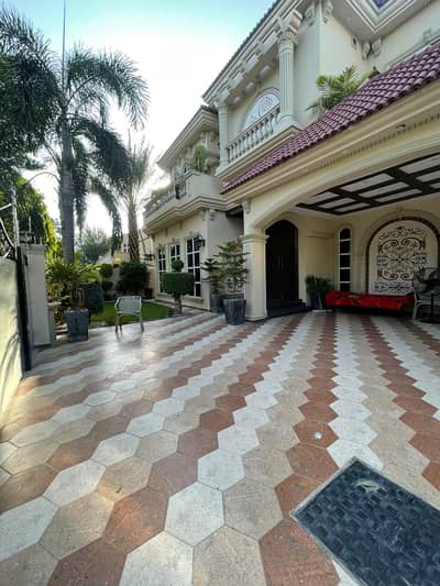 1 Kanal Fully Furnished Luxury House For Rent | 5 Bedrooms | DHA Prime Location