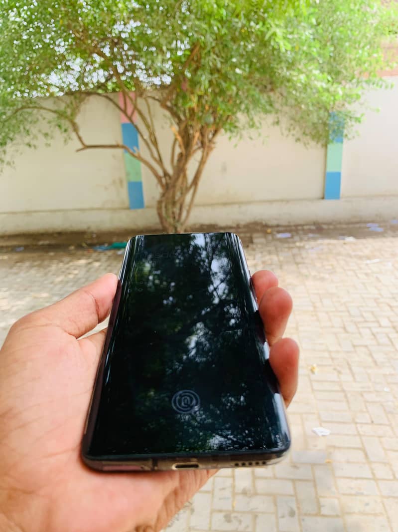 One Plus 7 Pro 1