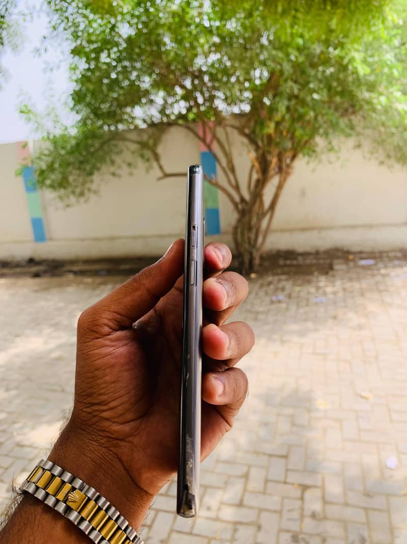 One Plus 7 Pro 3