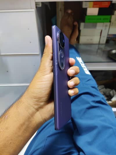 Vivo V40