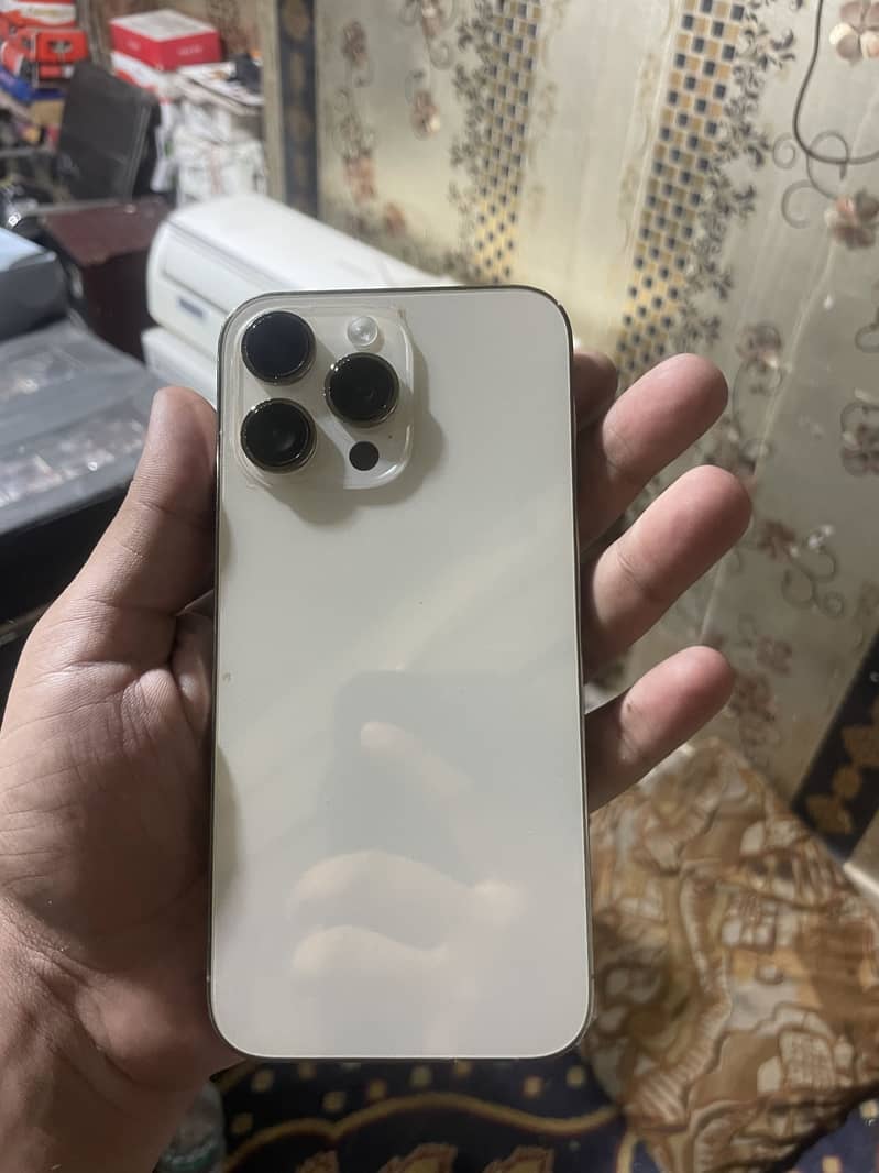 Iphone 14 pro Max 1