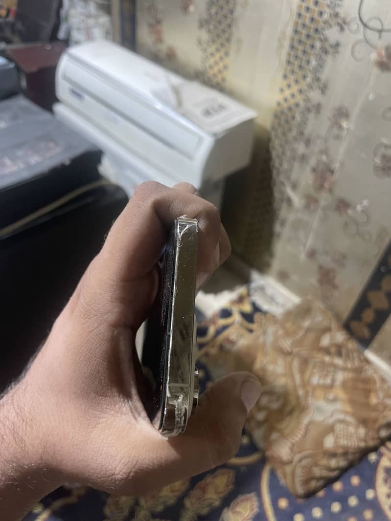 Iphone 14 pro Max 2