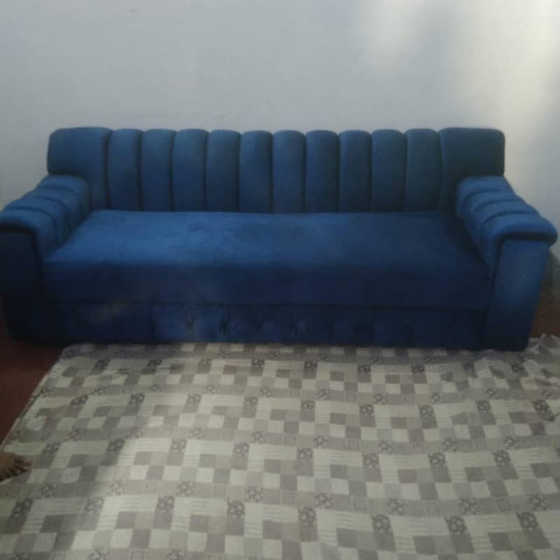 4 seter sofas blue valvet 5