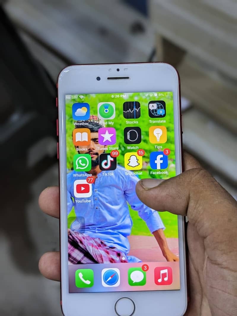 Apple iPhone 7 4