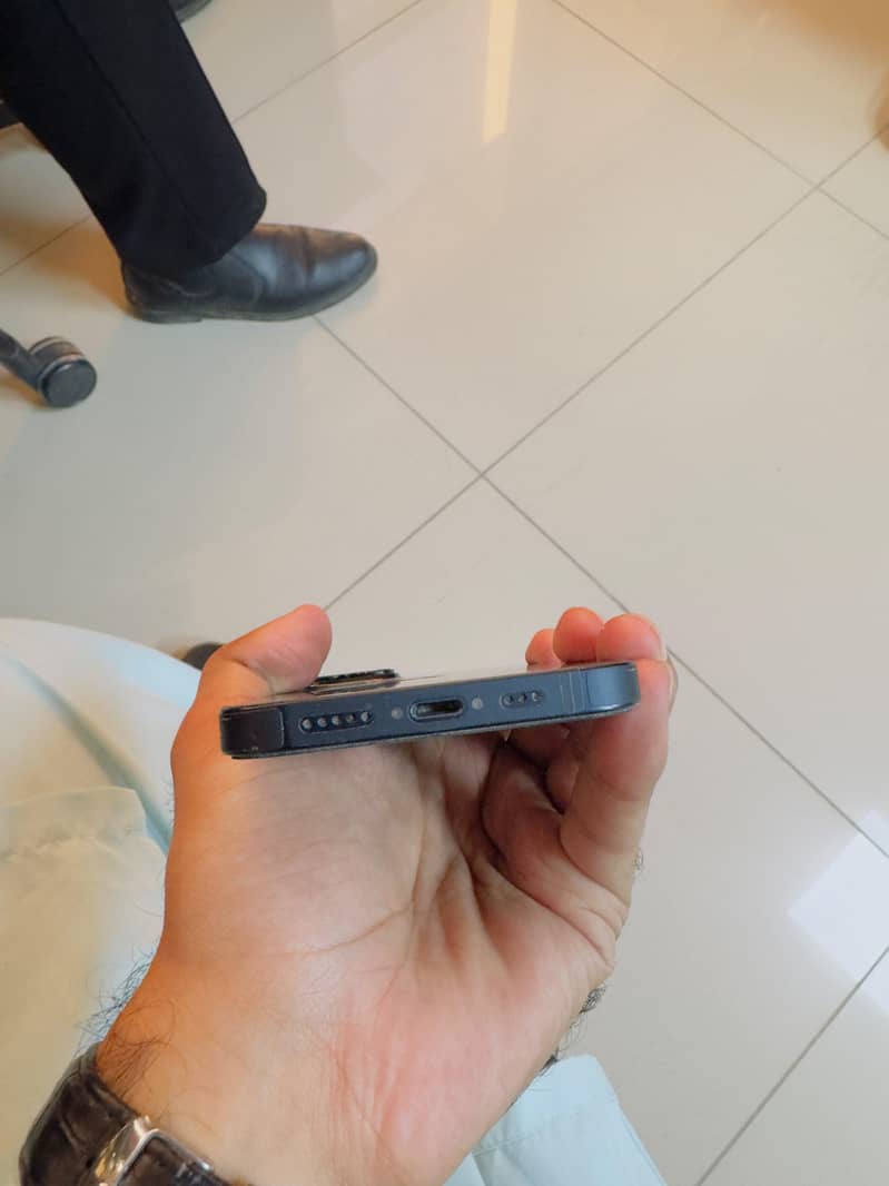 Apple iPhone 14 5