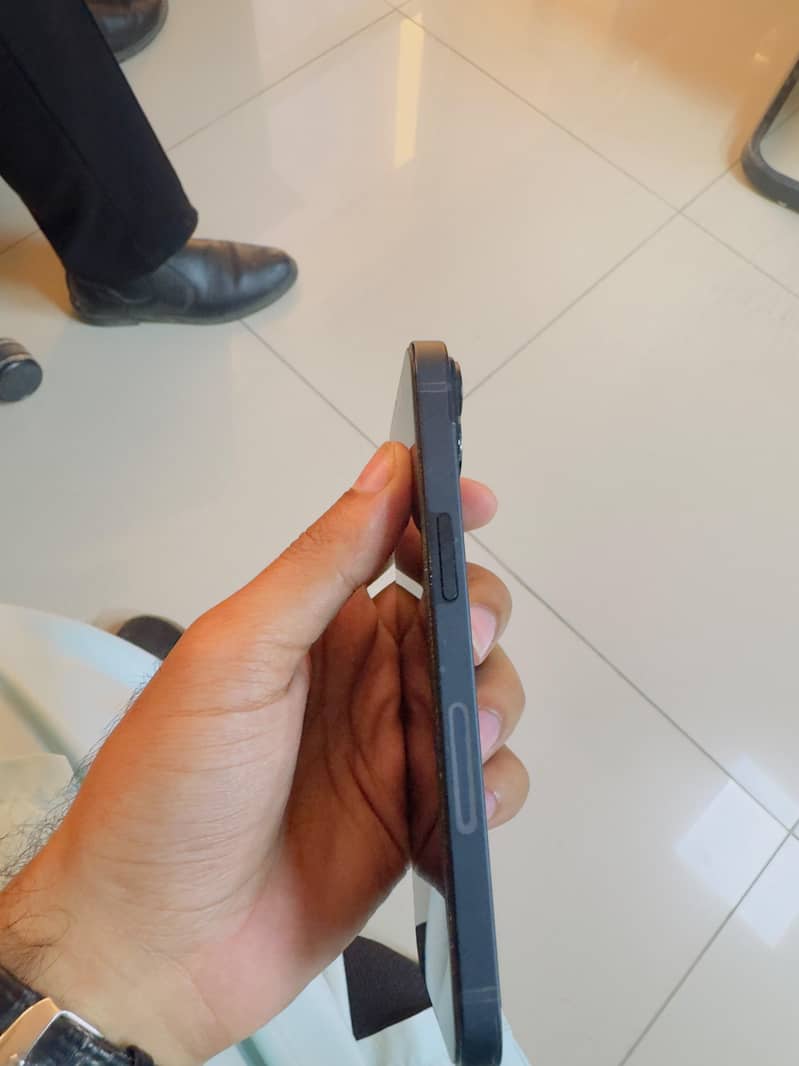 Apple iPhone 14 6
