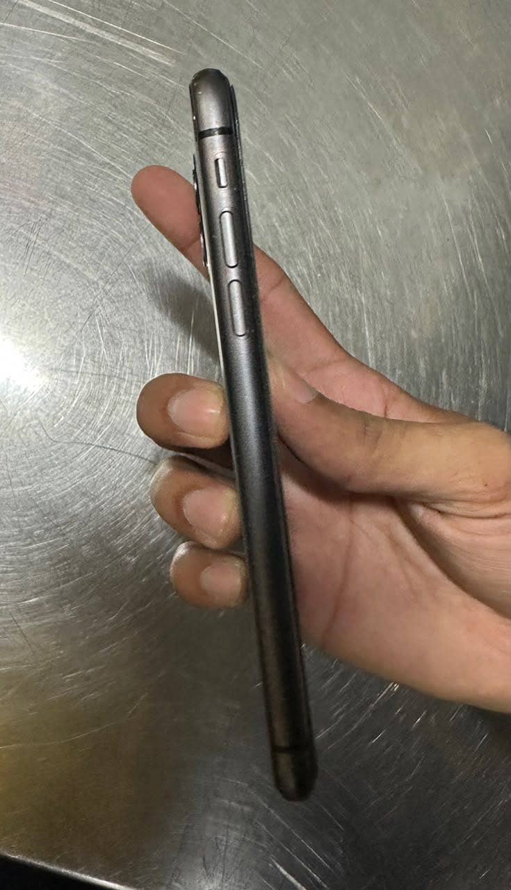 Apple iPhone 11 2