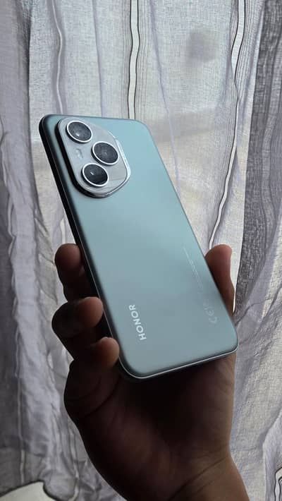 Honor 400 Pro 12/512GB non pta Unlocked with Box sim working urgent