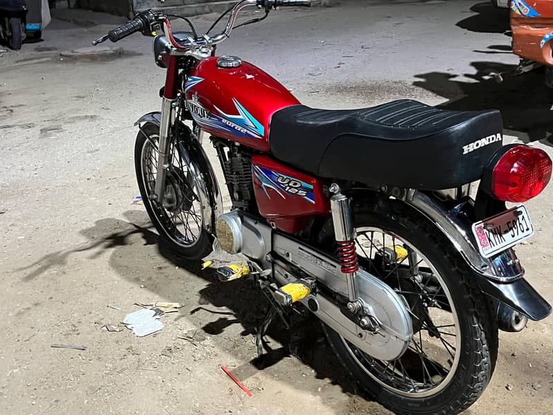 Unique UD125 mint condition 4