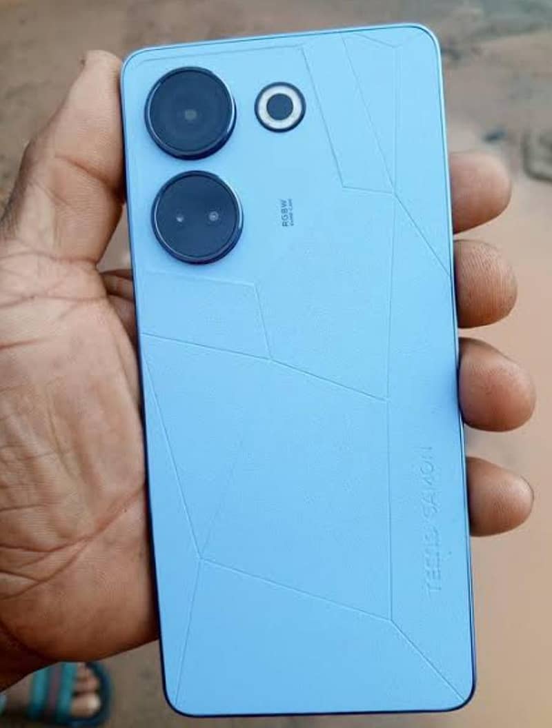 Tecno CAMON 20 0