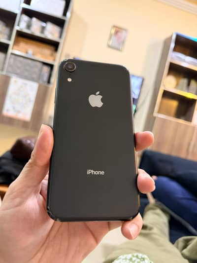 Apple iPhone XR