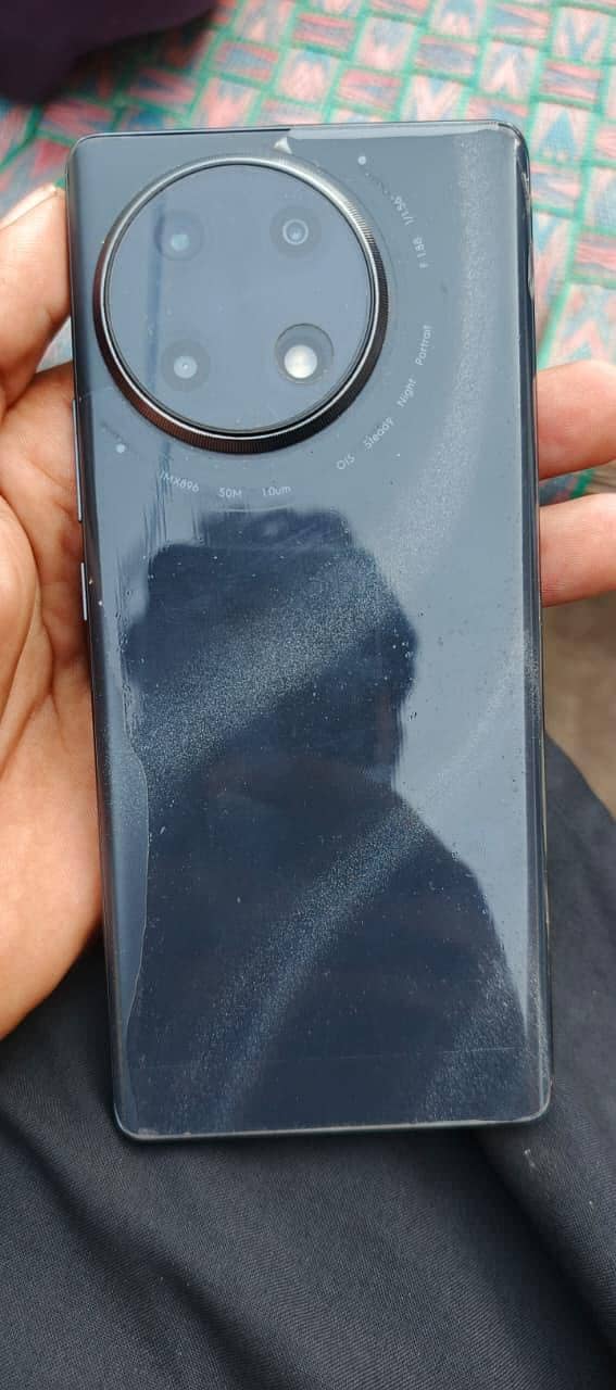 Tecno CAMON 30S 4