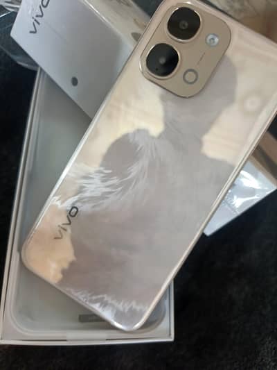 Vivo Y31d 8-256 GOLDEN 7200Mah Battery