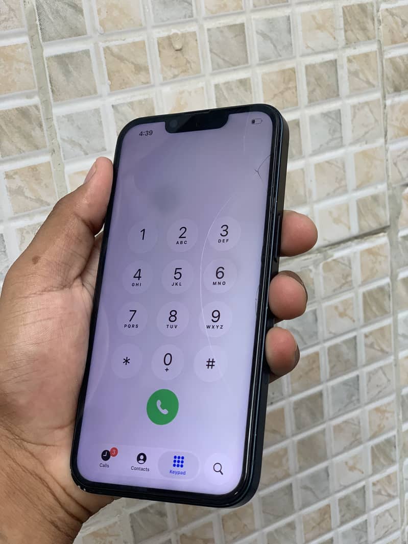 Apple iPhone 14 3