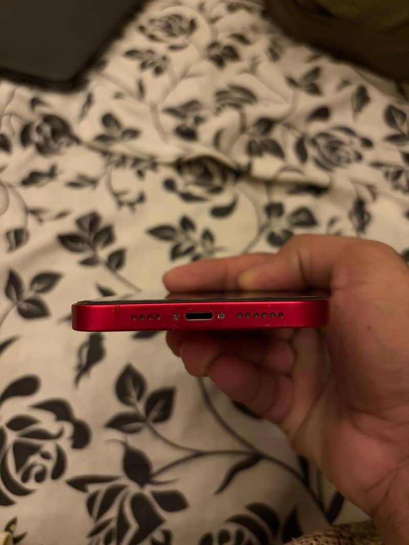 Apple iPhone 14 plus 3