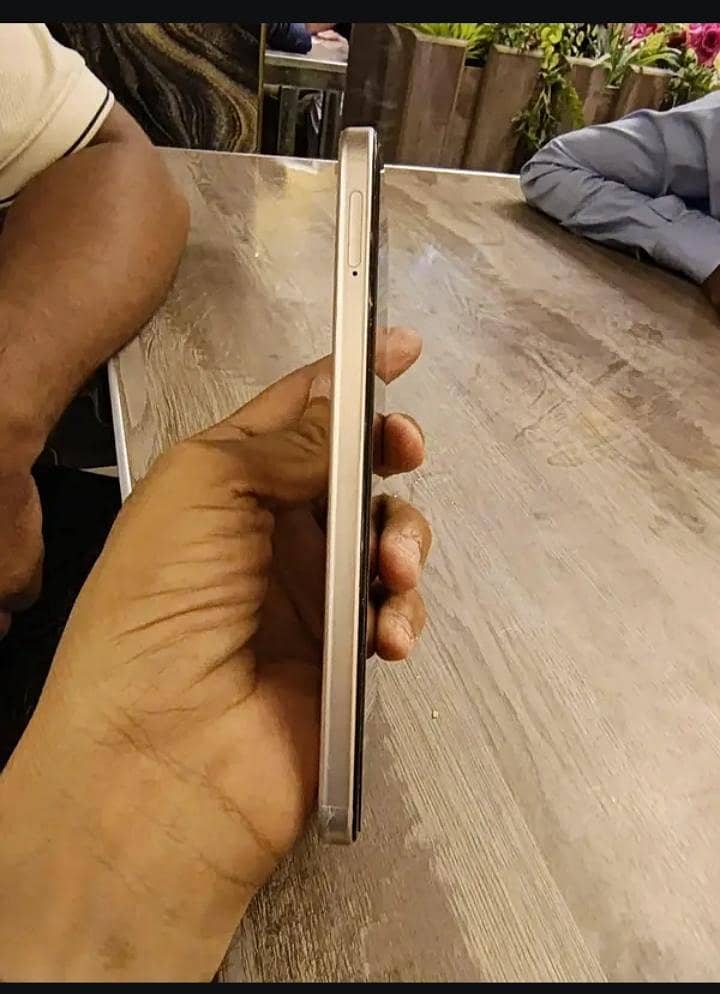 OPPO A6 2