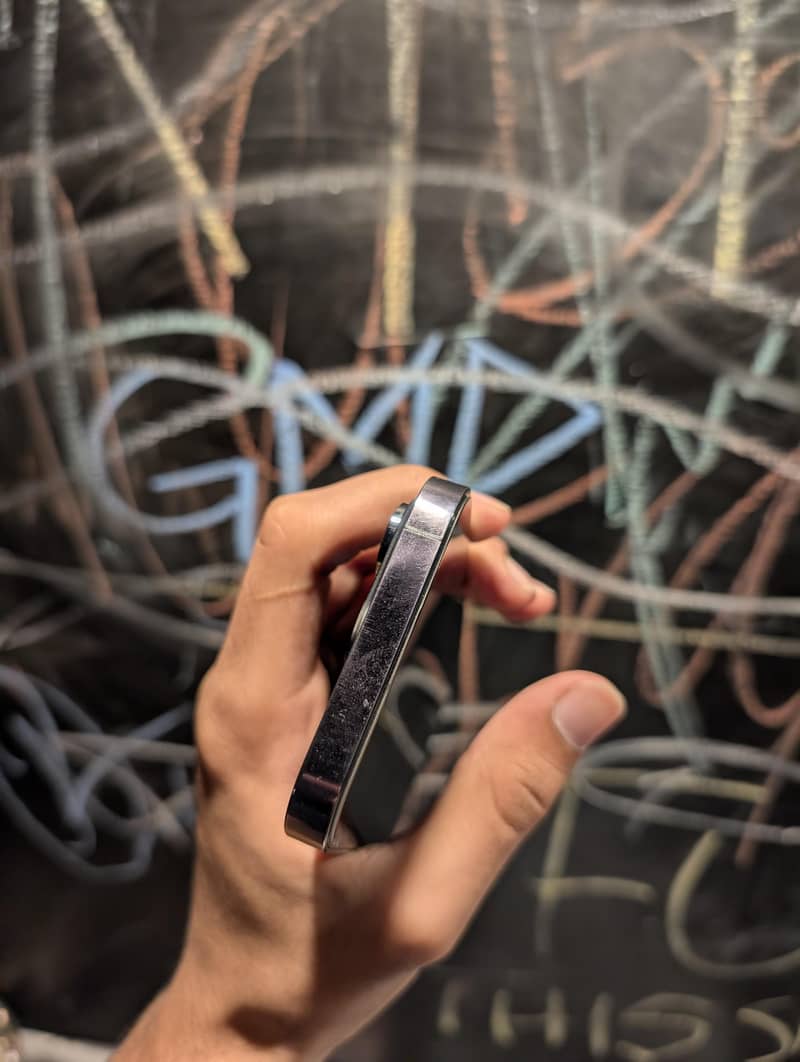 Apple iPhone 14 Pro 4