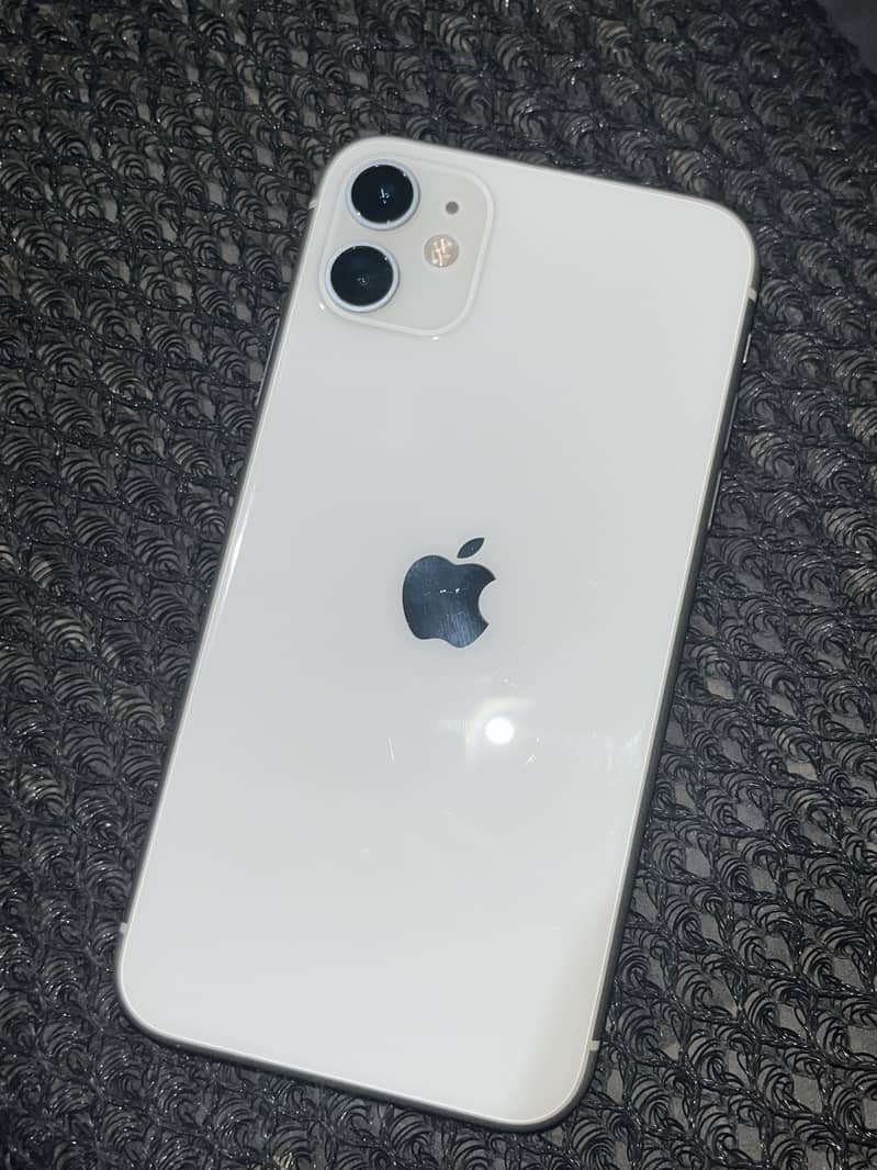 Apple iPhone 11 0