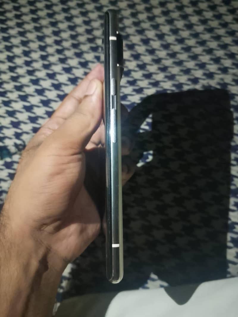 Google Pixel 6 Pro 2
