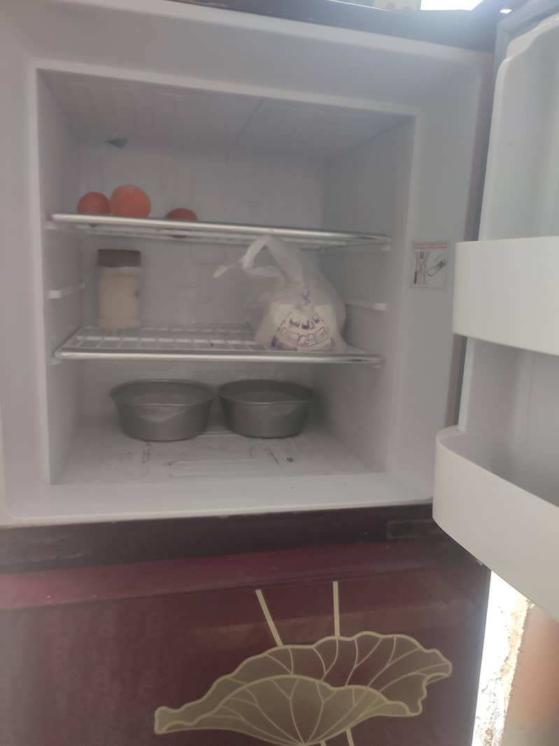 Medium Size Orient Refrigrator 1