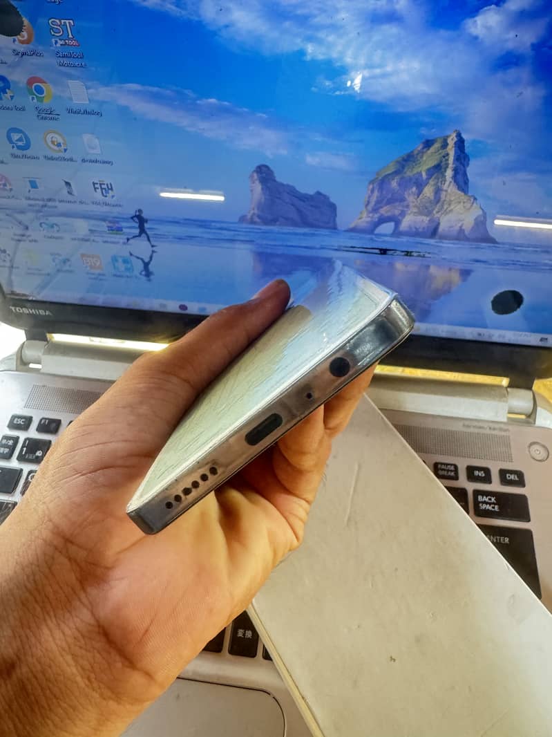 Tecno Camon 20 4