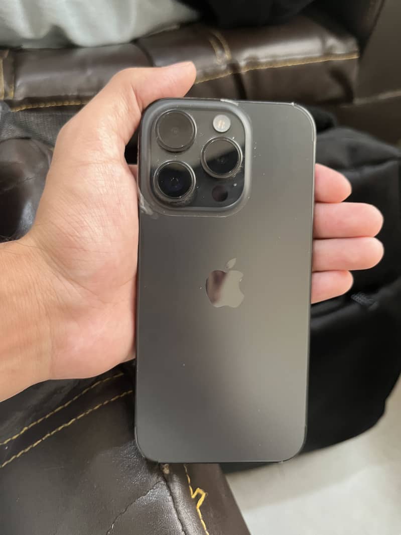 Apple iPhone 15 Pro 1