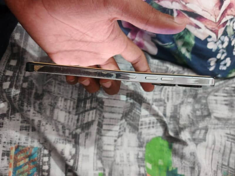 Tecno CAMON 20 2