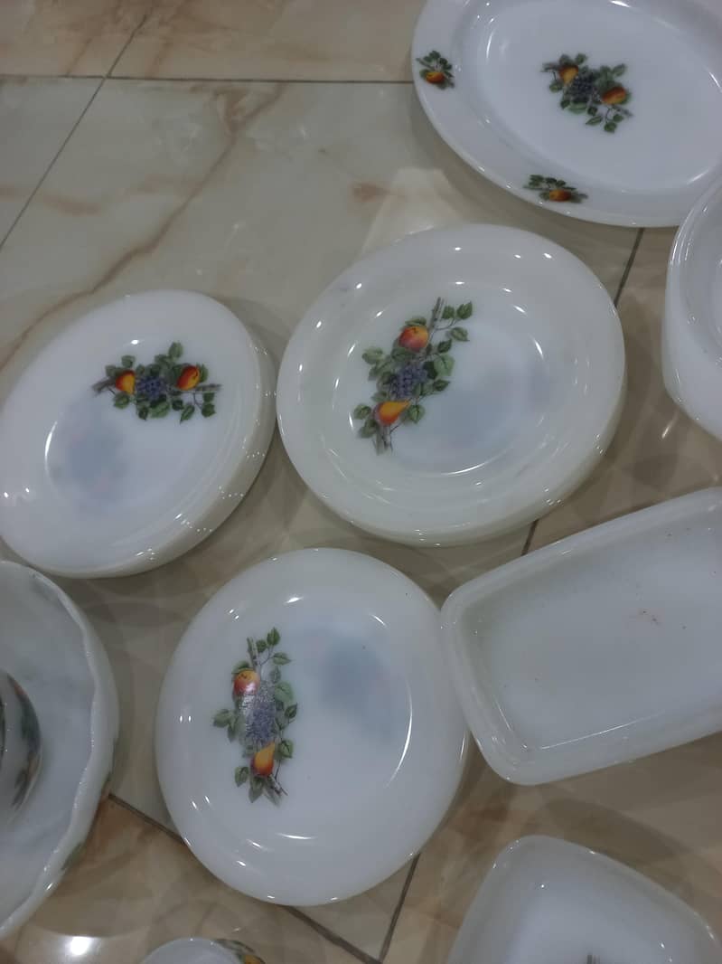 dinner set 4