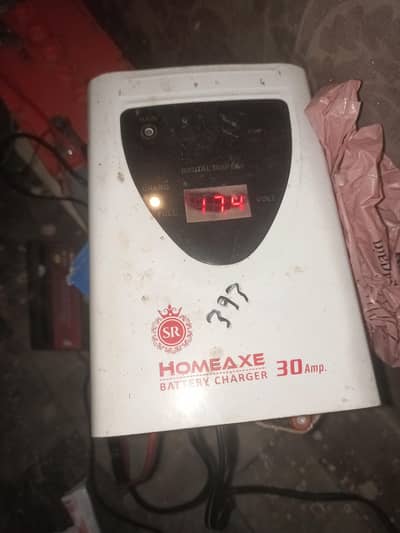 homeaxe charger 12 volt 30 ampare