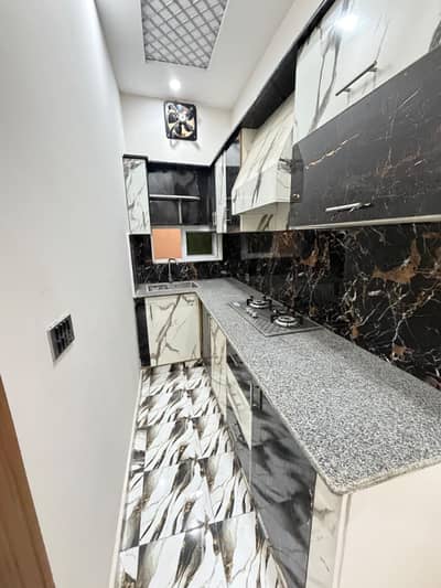 3.5 Marla Dubble Unit House For Rent ( Near Pacakges Mall )