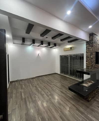 Beautiful House For Rent In Phase 3 Ideal Family Living
