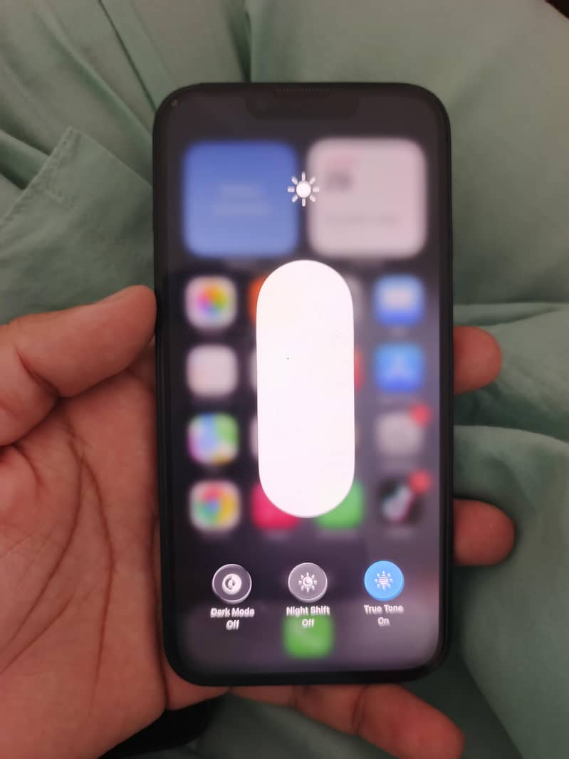 Apple iPhone 14 5