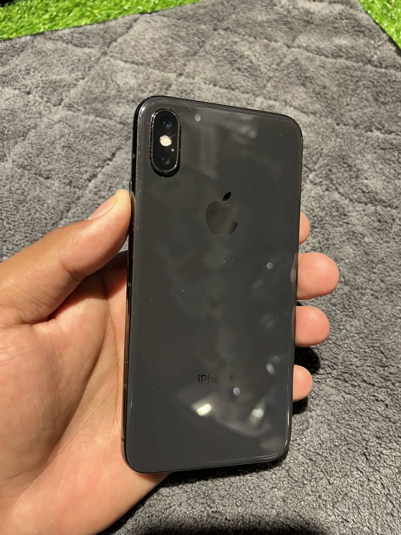 Apple iPhone X 0
