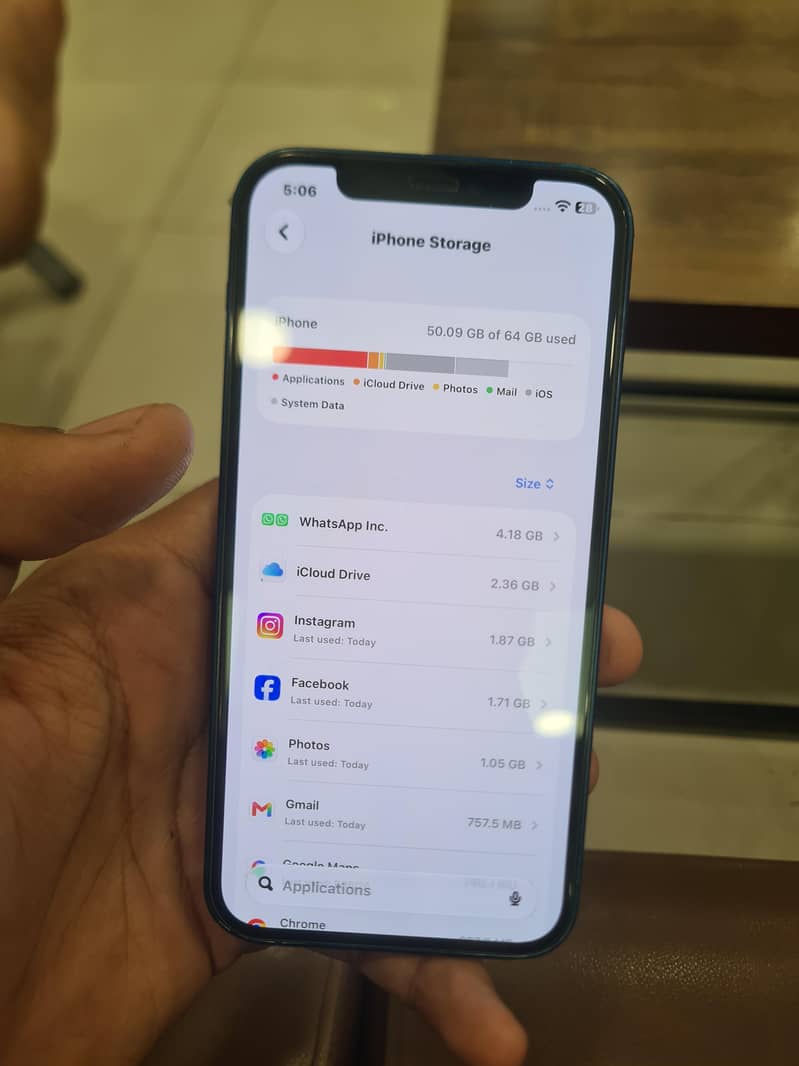Apple iPhone 12 1