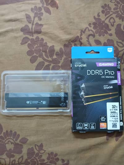 New RAM(Memory) Crucial 16GB DDR5 PRO OC 6400Mhz CL32 UDIMM