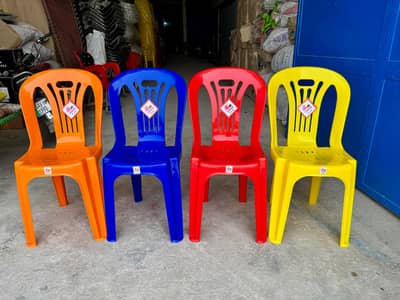 Brand New Venus Plus Plastic Chairs - All 4 Vibrant Colors Available
