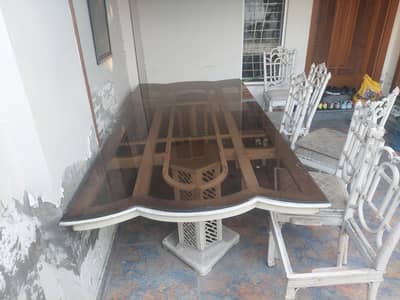 Dining Table with 6 chairs solid wood. Made by Inter wood.