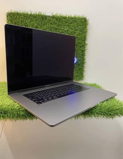 Macbook Pro 2017  15 inch for sale