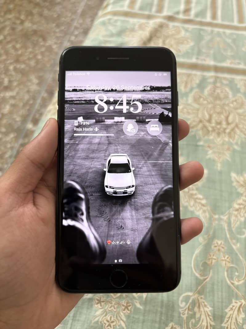 Apple iPhone 8 Plus 2