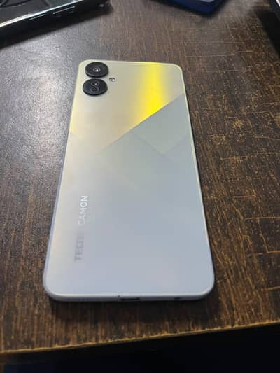 Tecno Camon 19 neo 6+4 128 gb with box exchange possible