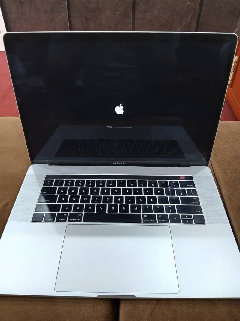 Macbook Pro 15" 2016 3