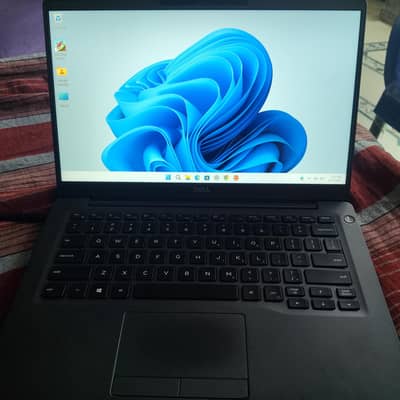 Dell Latitude 7400 , I5 8th Generation, 8 GB DDR4 , 256 GB nvme
