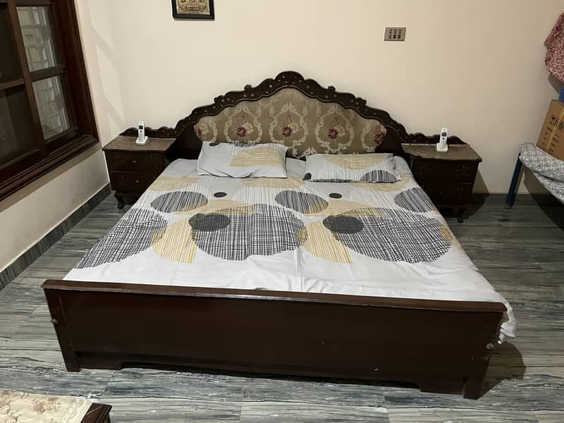 Bed Brown 1