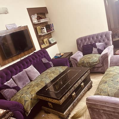 Sofa set with center table 3/2/1  10/8 condition pure wood