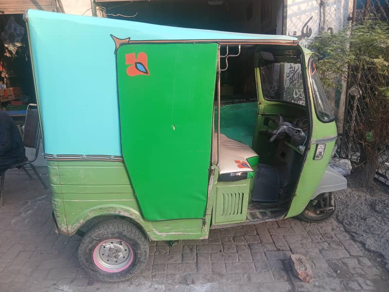 auto rickshaw 4